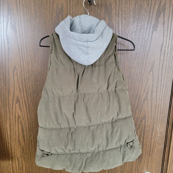 Eolvin Klein Khaki Hooded Puffer Vest Size Small - Picture 13 of 13